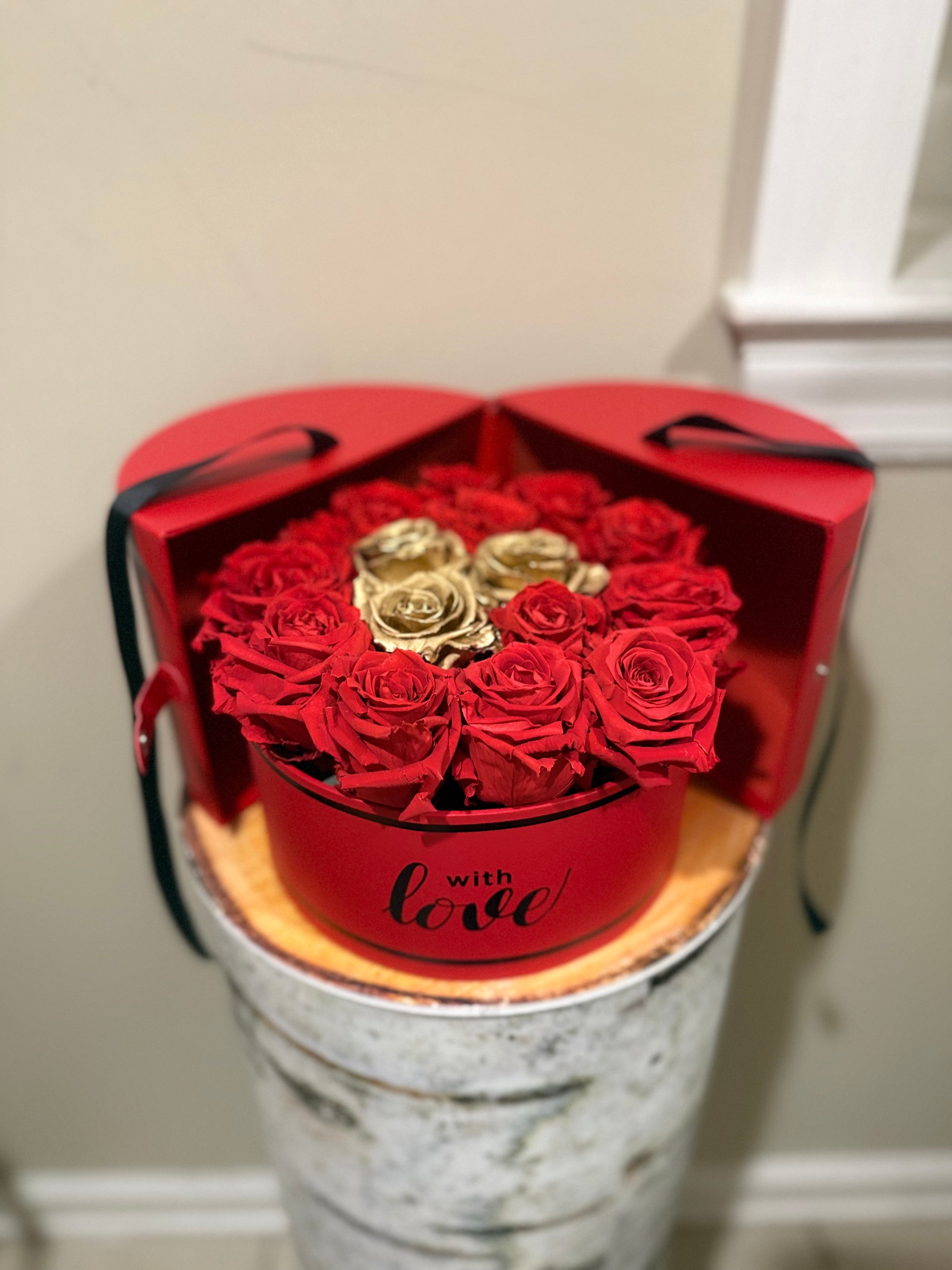 Medium Box of preserved roses